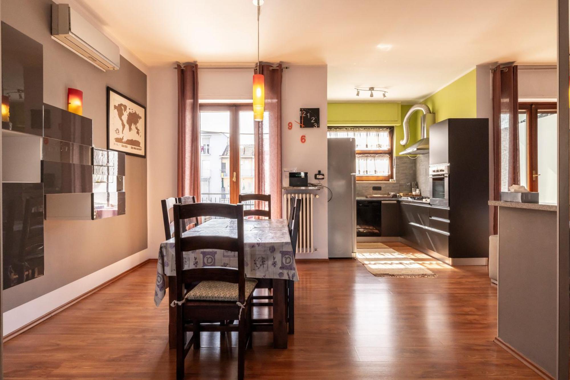 Apartamento Center Whit Private Parking Turín