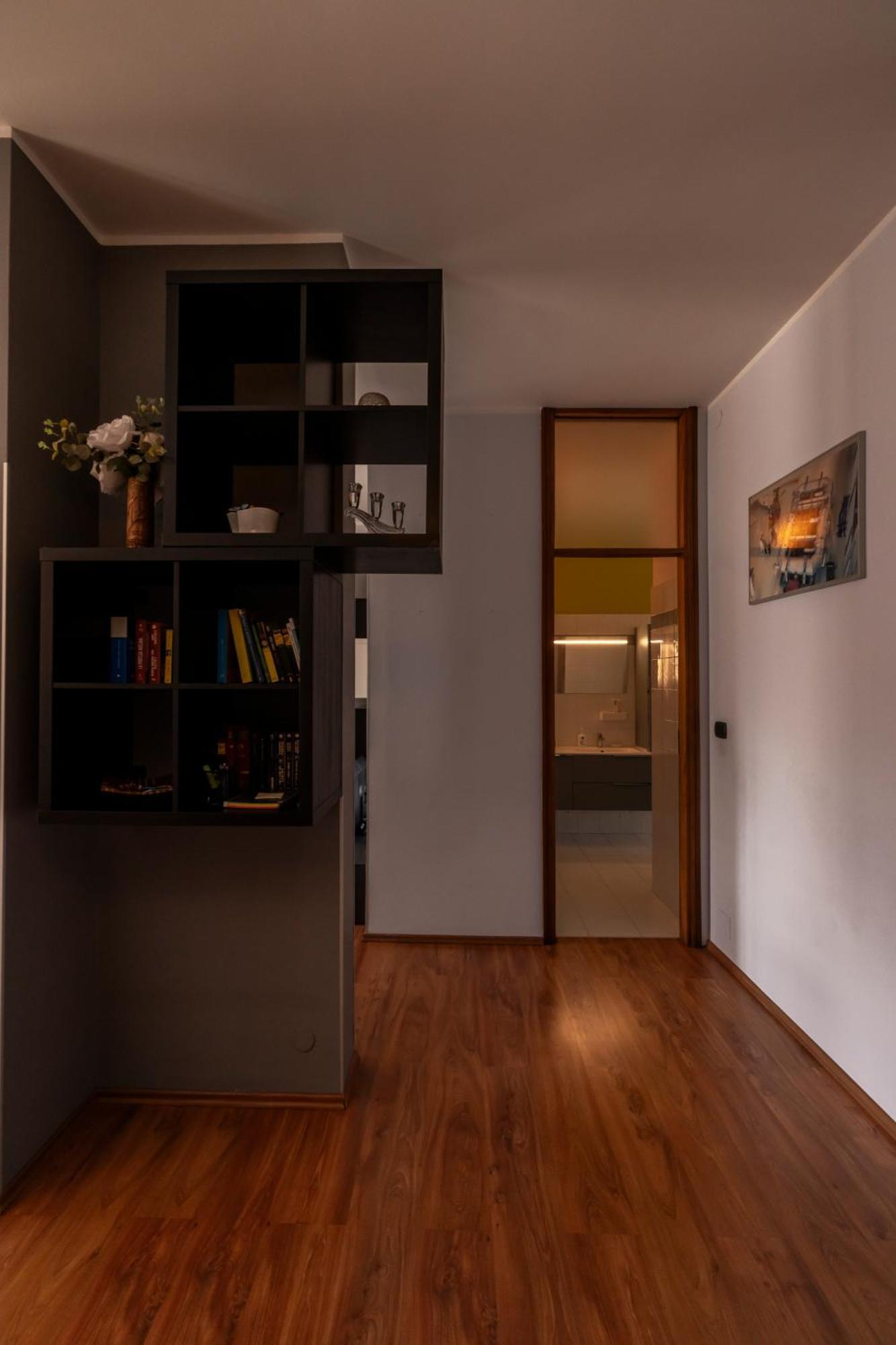 Center Whit Private Parking *